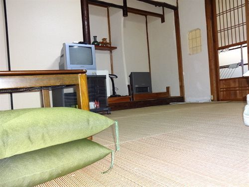 Готель Green Gables Кіото Екстер'єр фото